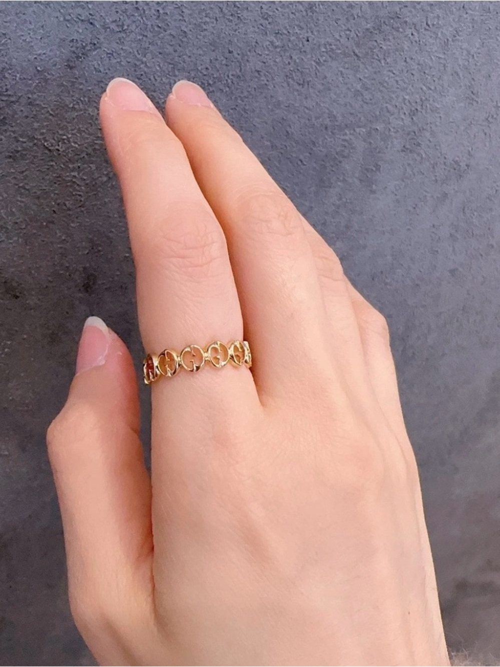 Gucci Gold Linked G Motif Ring